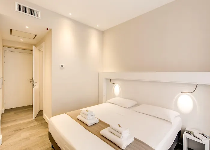 Ecce Bed & Breakfast 4*